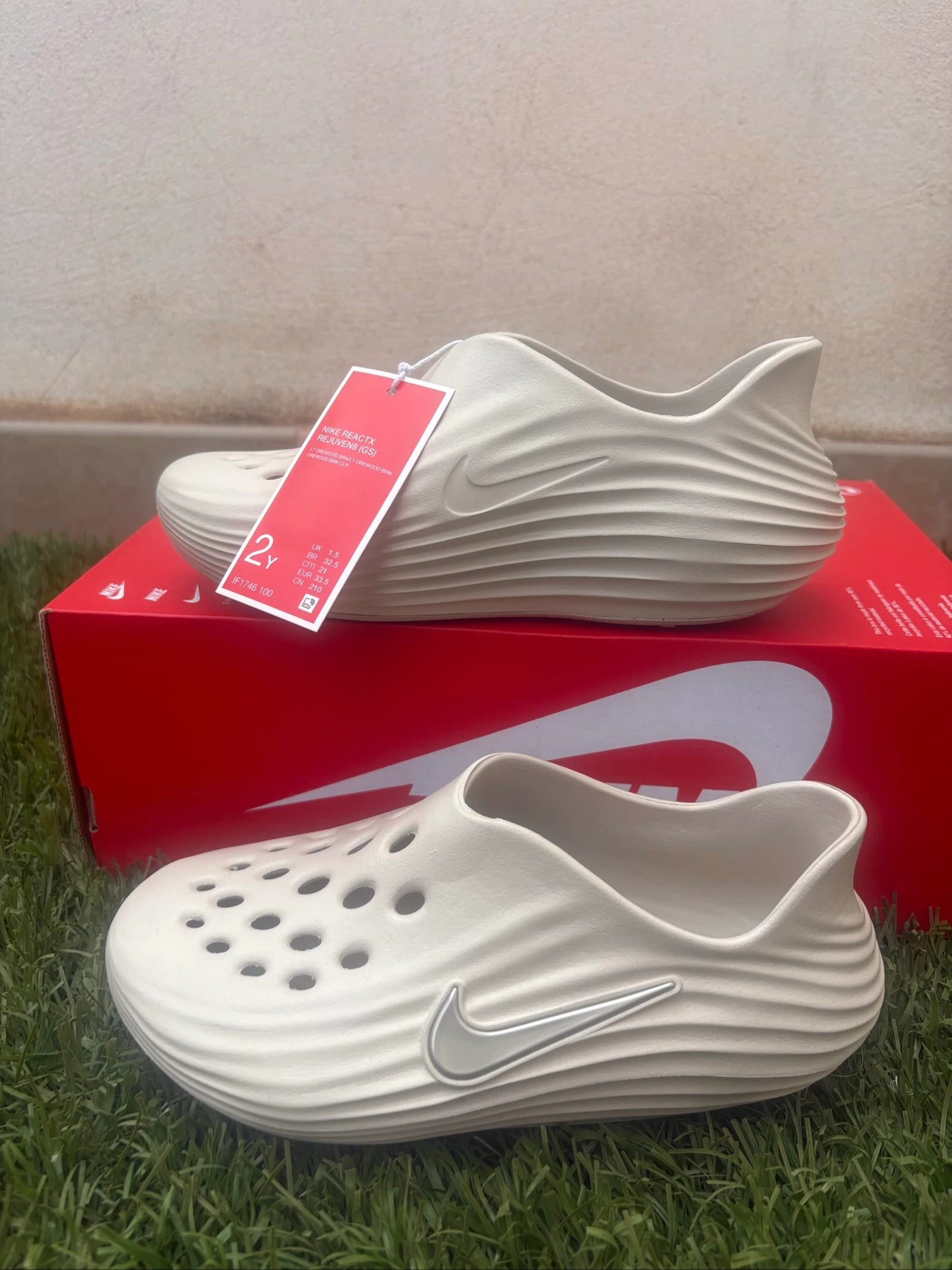 Nike Reactx Rejuven8 